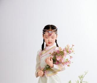 李雨檀的全新单曲...”